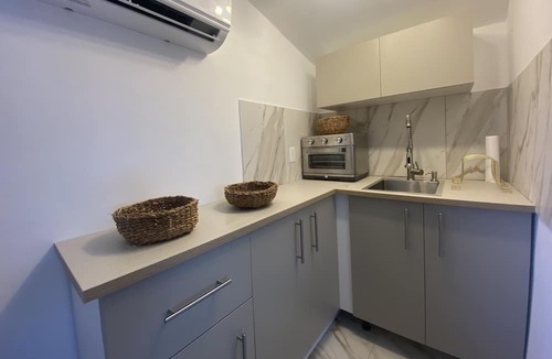 West Little River Apartment | Cozy Cabin with private fenced garden in Miami. Kick back and relax here.