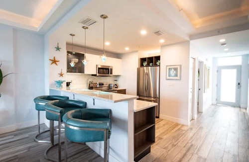 Merritt Island Apartment | Luxury Condo with Pool and Gym at Cape Crossing