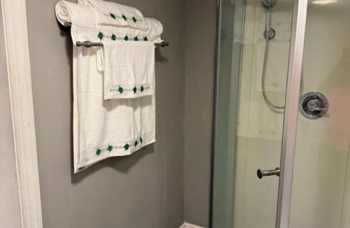 Margate Apartment | 1-bedroom apartment in welcoming Margate our charming private suite apartment