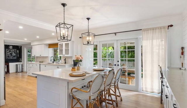 Palmetto Bay I - Six Bedroom Apartment, Sleeps 12