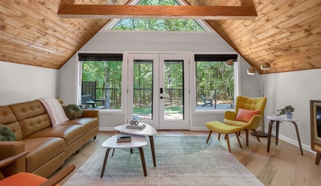Wooded Mid‑Century Escape w Fire Pit, Lake Access, Boat Parking