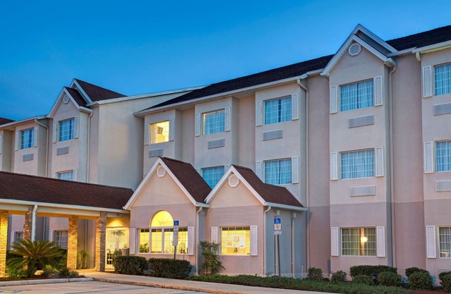 Microtel Inn and Suites by Wyndham - Lady Lake/ the Villages