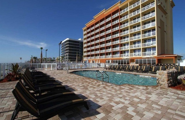 Hampton Inn Daytona Beach/Beachfront