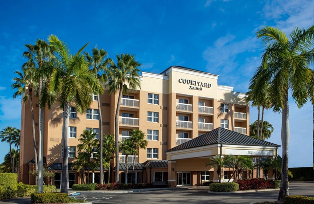 Courtyard by Marriott Miami Aventura Mall