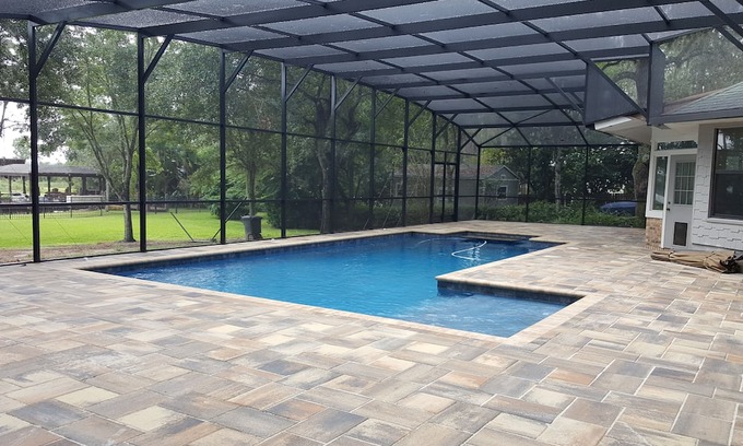 Orlando House | Lakeside 2-acre Retreat w/ Pool, Beautiful Live Oaks & Near Orlando Attractions